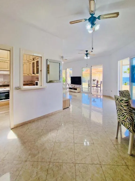 Villa Sol Los Cristianos  Los Cristianos (Tenerife)